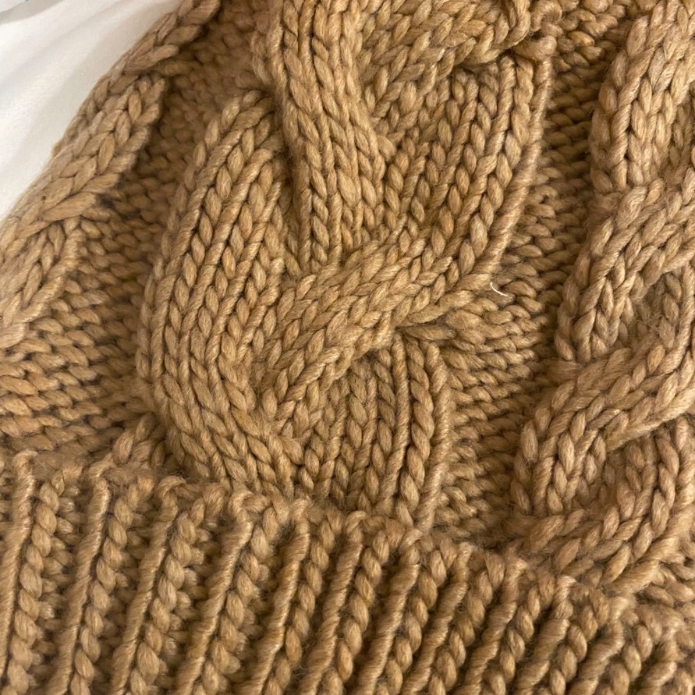 Hat - Picture 2 of 3